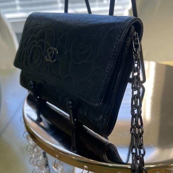Chanel Wallet - Picture 3 of 10